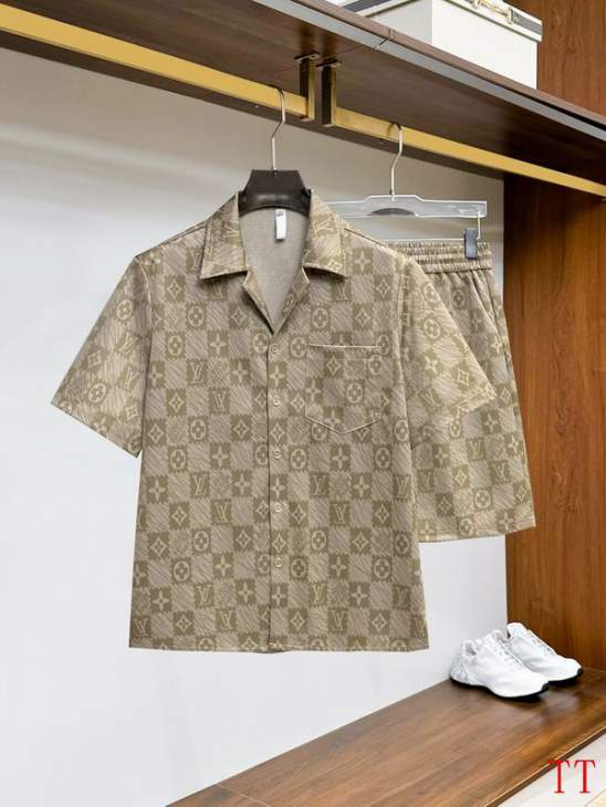 Picture of LV Shirt Pant Suits _SKULVM-3XL20tr4923016